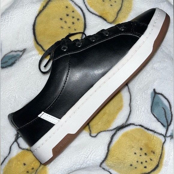 ✨NEW W/OUT TAGS SPERRY SHOES✨ women’s size 9 - Picture 1 of 4